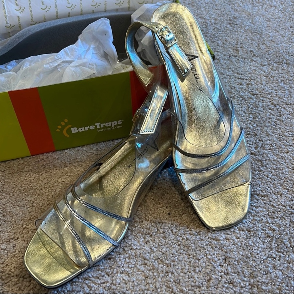 Annie Women's Gold Sandals